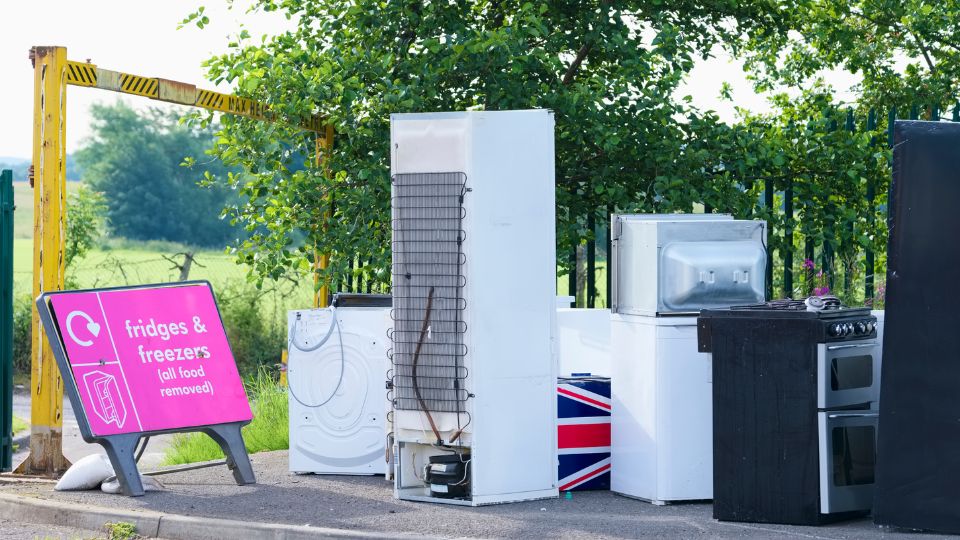 disposal of fridge freezers in the tip