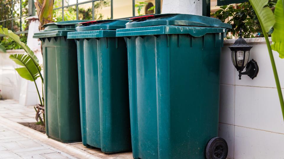 3 wheelie bins